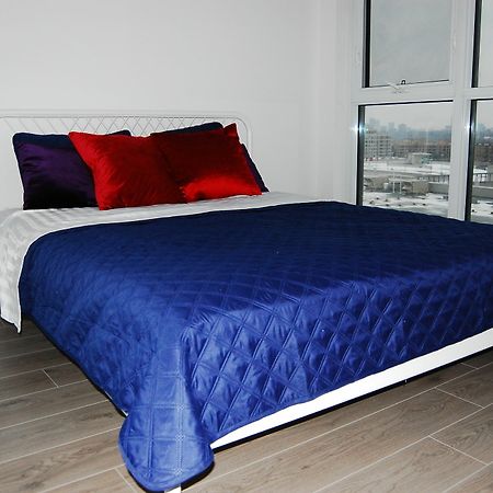 Shops At Don Mills Furnished Apartments Toronto Exterior photo